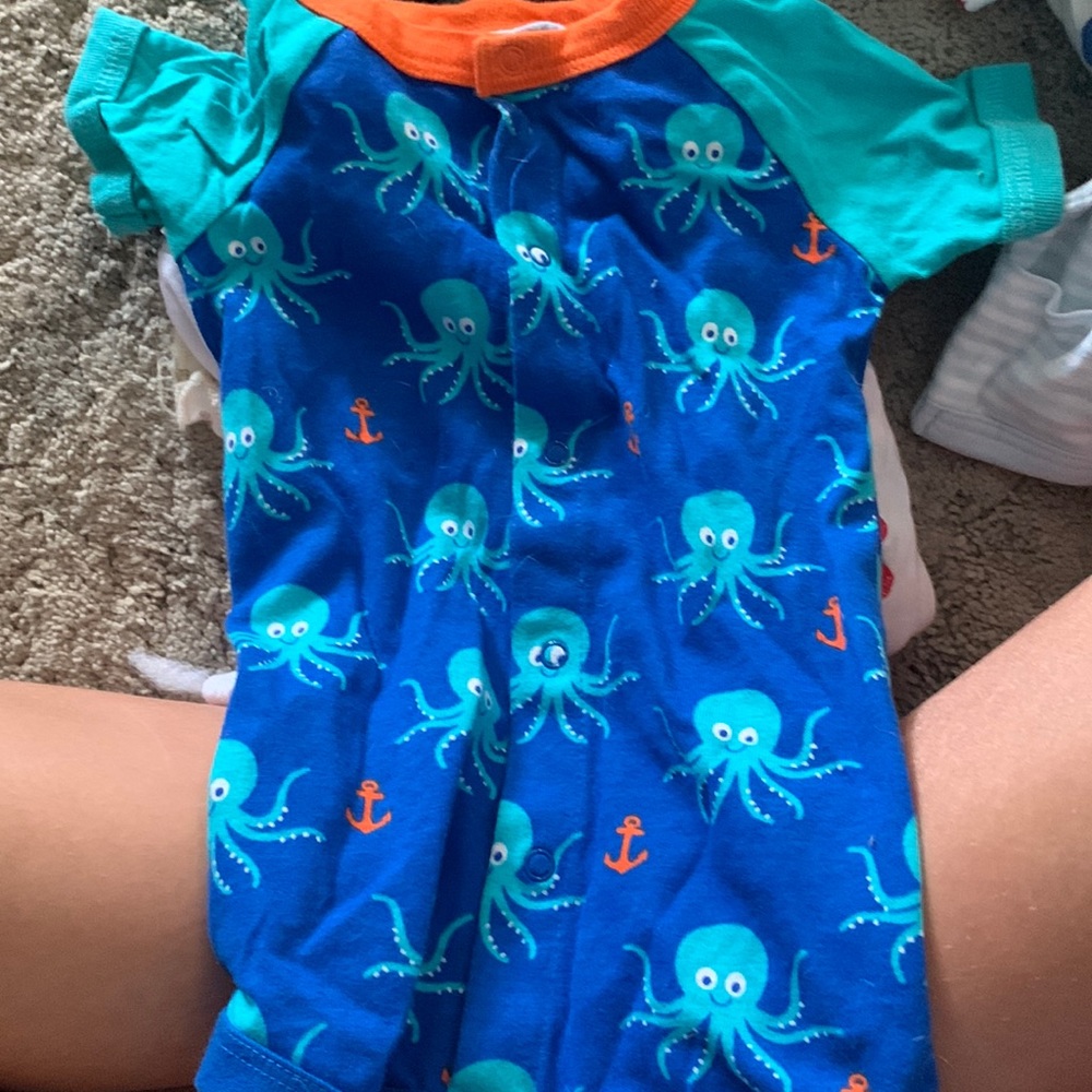 Baby clothes